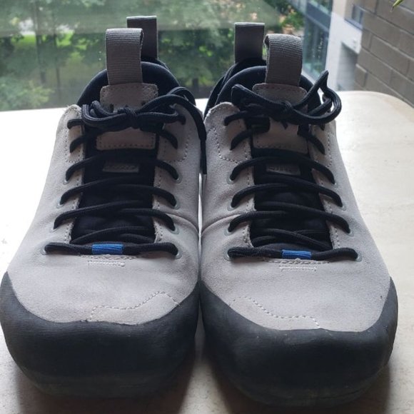 Black Diamond Approach Shoes (Size Men 10 US) - Picture 2 of 3